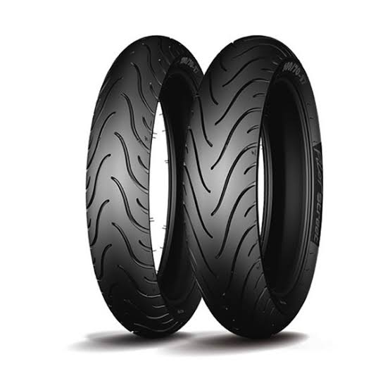 Michelin Set 110/70-17 ve 130/70-17 Pilot Street Ön Arka